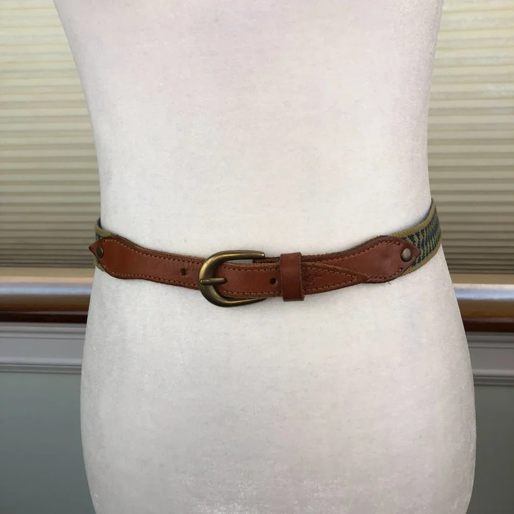 Levi's Vintage Boho Southwestern Buckle Leather Belt Western Country Classic
